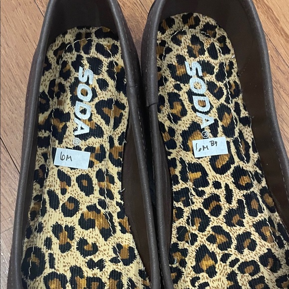 Soda Dark Brown Flats with Bow - Picture 5 of 7